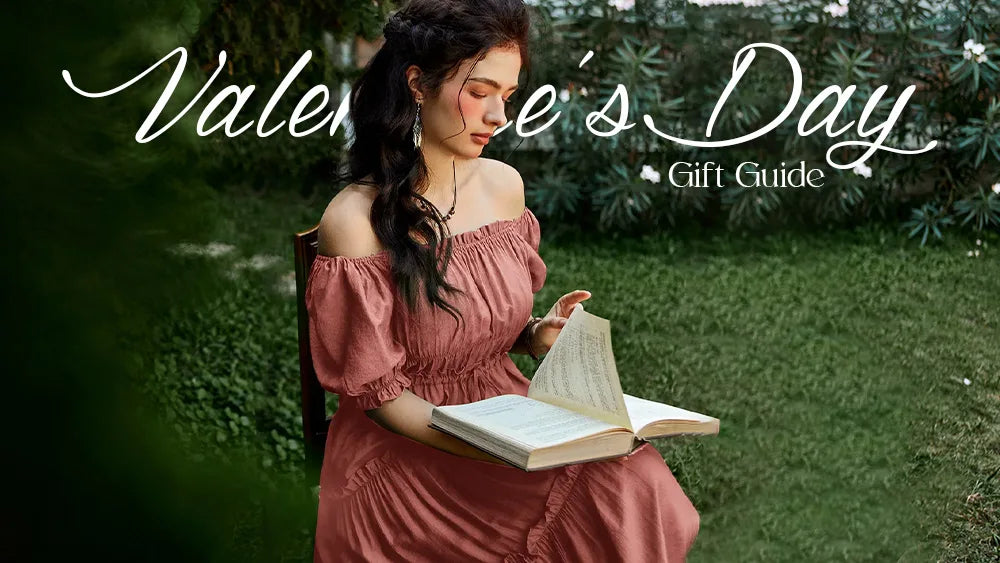 SCARLET DARKNESS - Valentine's Day Outfit & Gift Guide
