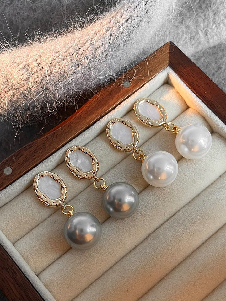 Scarlet Darkness Vintage Classic Pearl Pendant Earrings for Wedding