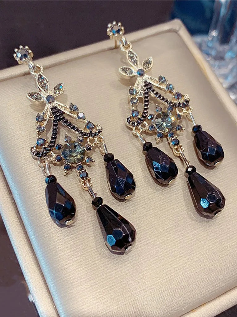 Vampire Queen‘s Diamond Earrings SCARLET DARKNESS