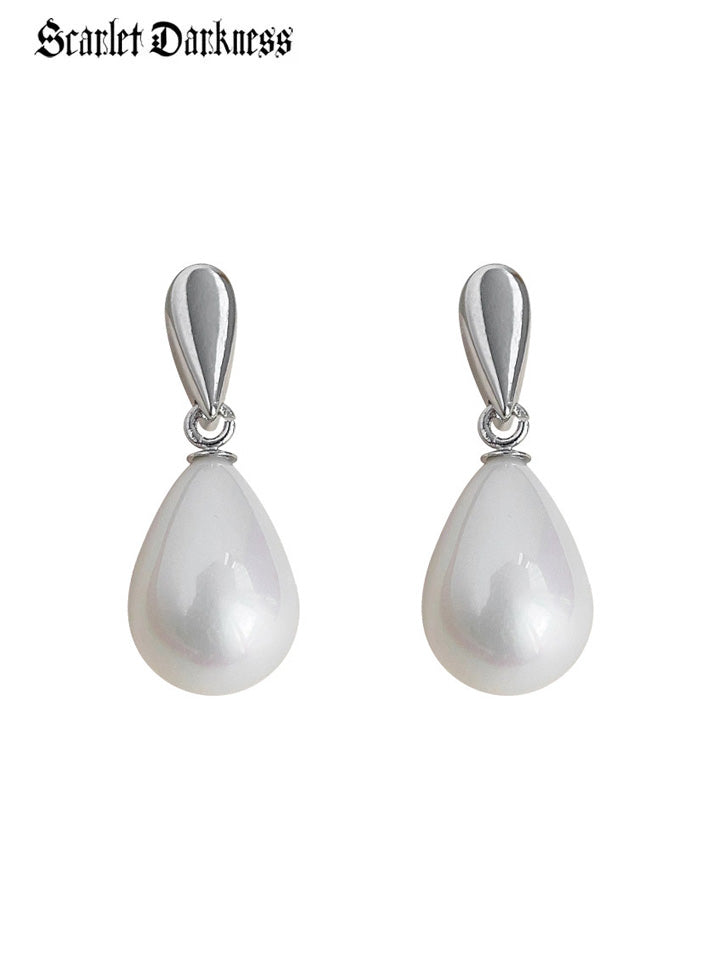 Scarlet Darkness Victorian Elegant Teardrop Pearl Earrings for Weddings Party 1
