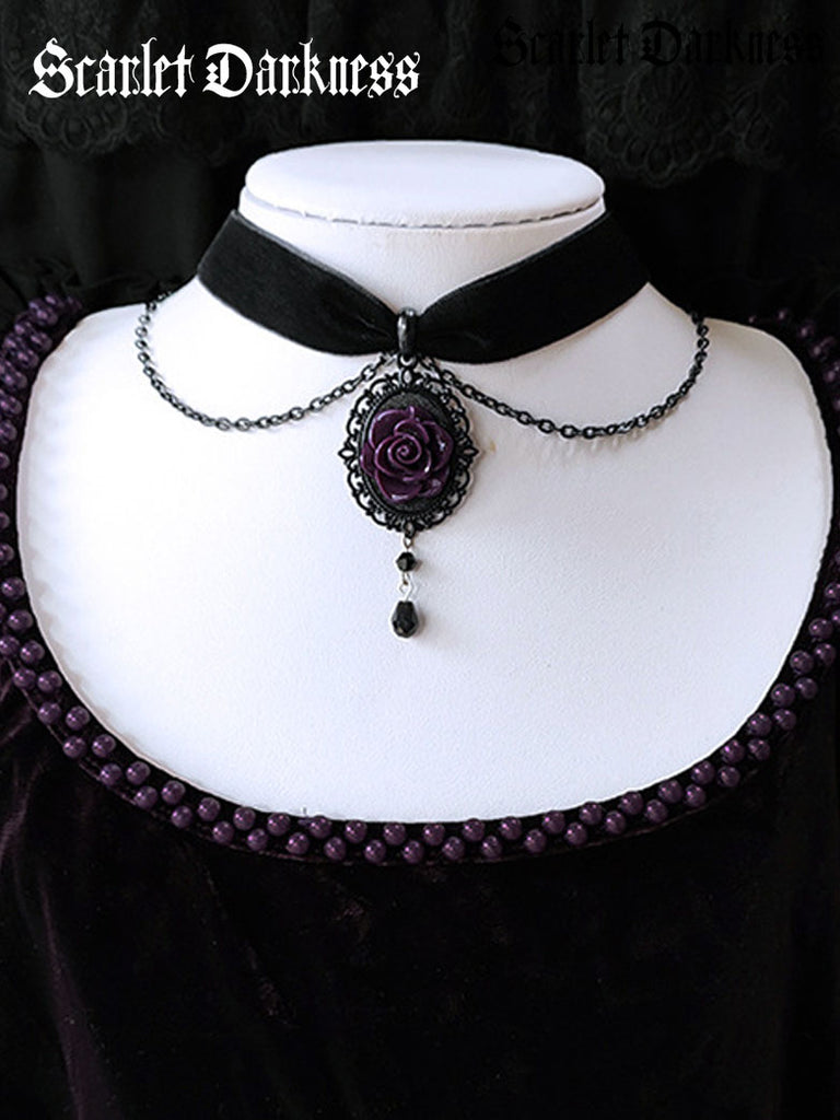 A Rose in Midnight Gothic Red Rose Choker SCARLET DARKNESS